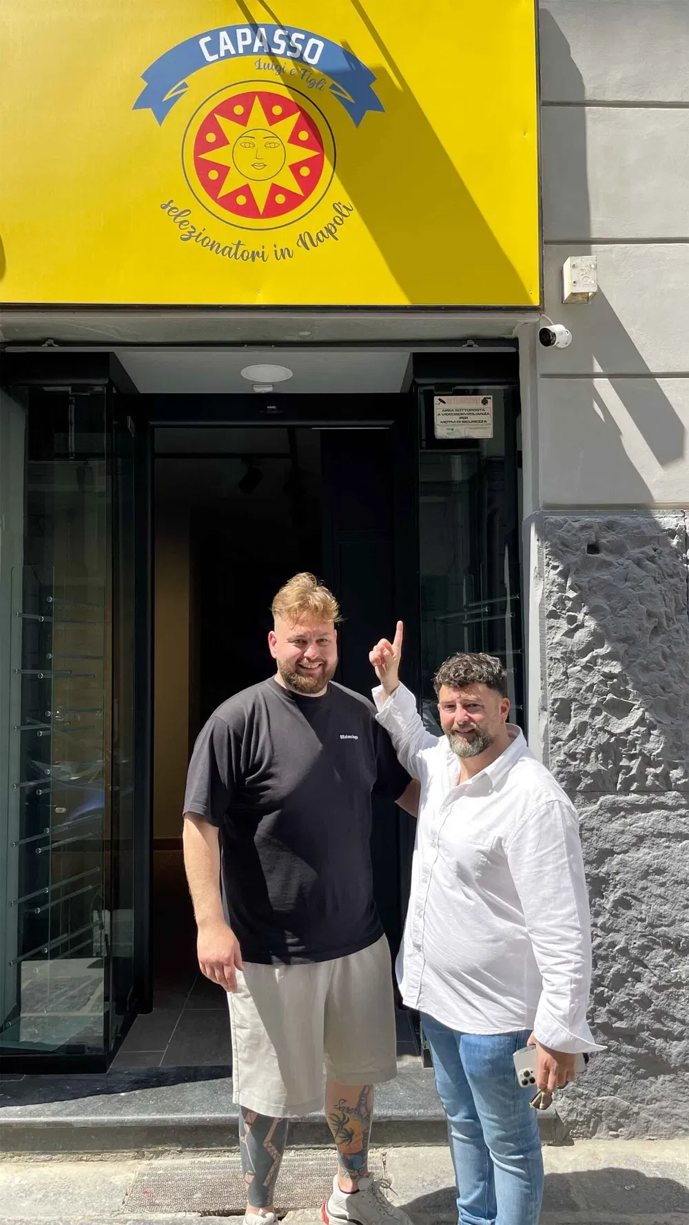 Luigi Capasso e Vincenzo Capuano davanti al Superstore